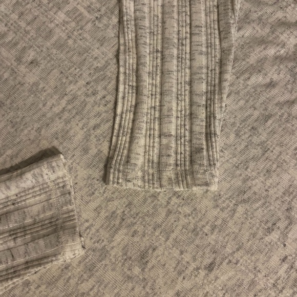 NWT Time & Tru XXL (20) V-Neck Long Sleeve Tee - Picture 5 of 6